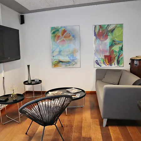 לינה וארוחת בוקר Plexus Hytterne הולסטברו